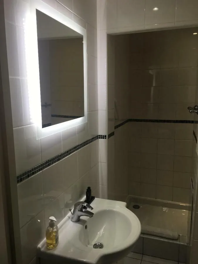 Hotel Le Mistral Marsilya