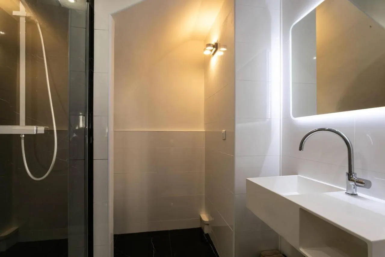 Hotel Le Mistral Marsilya